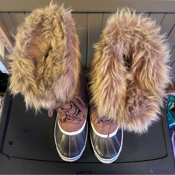 Portland Cairo 3M Insulated Faux Fur Trim Water Resistant Boots 7.5 - Picture 8 of 10